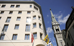 St. Moritz, Hotel Monopol